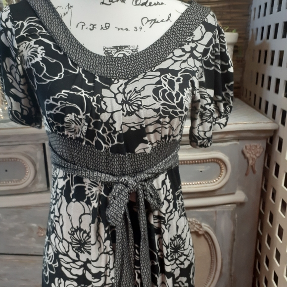 Poetry Black Floral Dress - Picture 3 of 5